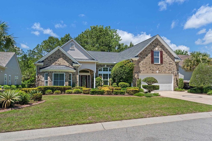 Beautifully appointed 4BR/3.5BA home offering over 3,000 heated - Beach Home for sale in North Myrtle Beach, South Carolina on Beachhouse.com
