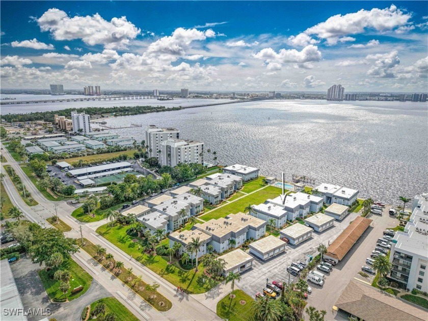 Welcome to the perfect winter home This stunning 2-bedroom - Beach Condo for sale in North Fort Myers, Florida on Beachhouse.com