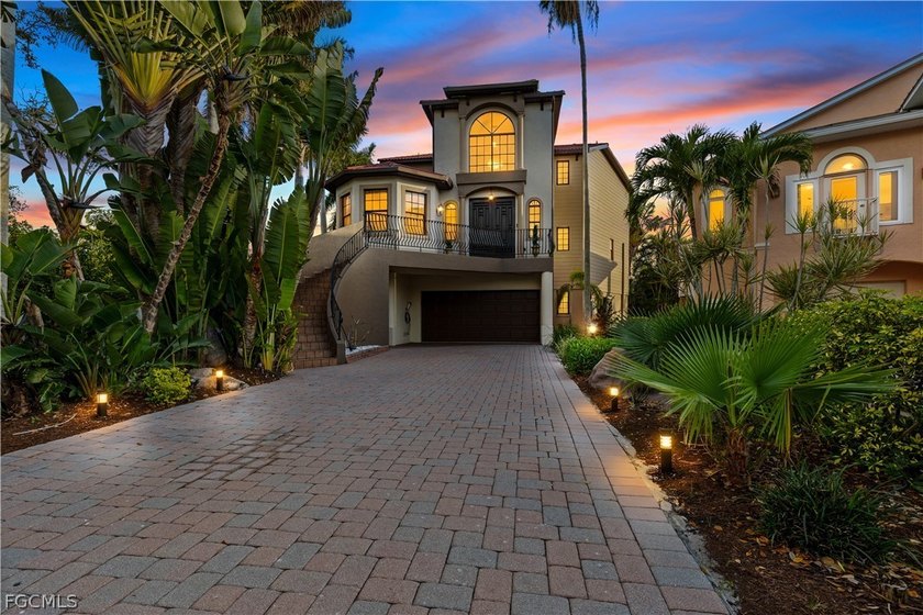 Set at the end of a quiet cul-de-sac within the exclusive gated - Beach Home for sale in Bradenton, Florida on Beachhouse.com