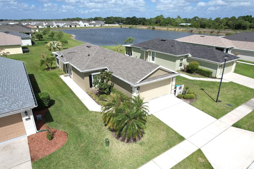 Come fall in love with this beautifully maintained 3-bedroom - Beach Home for sale in Palm Bay, Florida on Beachhouse.com