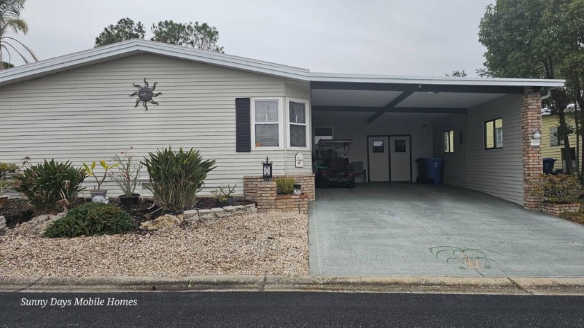 Welcome to the premier gated community of Riverside Club located - Beach Home for sale in Ruskin, Florida on Beachhouse.com