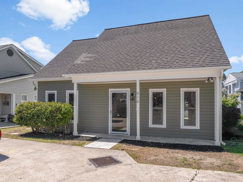 Welcome to this beautifully renovated 3-bedroom, 2-bath home - Beach Home for sale in North Myrtle Beach, South Carolina on Beachhouse.com