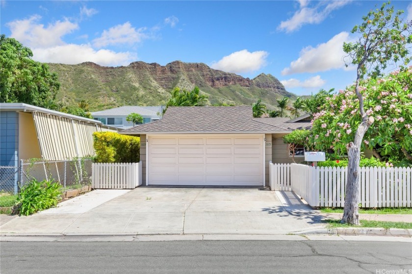 VA ASSUMABLE LOAN WITH LOW 2.75% INTEREST $7,328/MO, $1.621M  26 - Beach Townhome/Townhouse for sale in Honolulu, Hawaii on Beachhouse.com