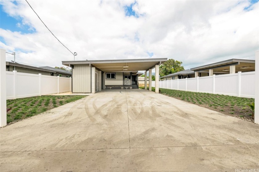 This stunning, move-in ready home is conveniently located near - Beach Home for sale in Waianae, Hawaii on Beachhouse.com