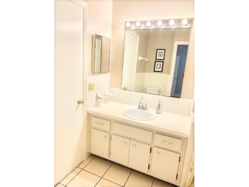 Boutique Condominium Complex located in Prime Harbor Beach - Beach Condo for sale in Fort Lauderdale, Florida on Beachhouse.com