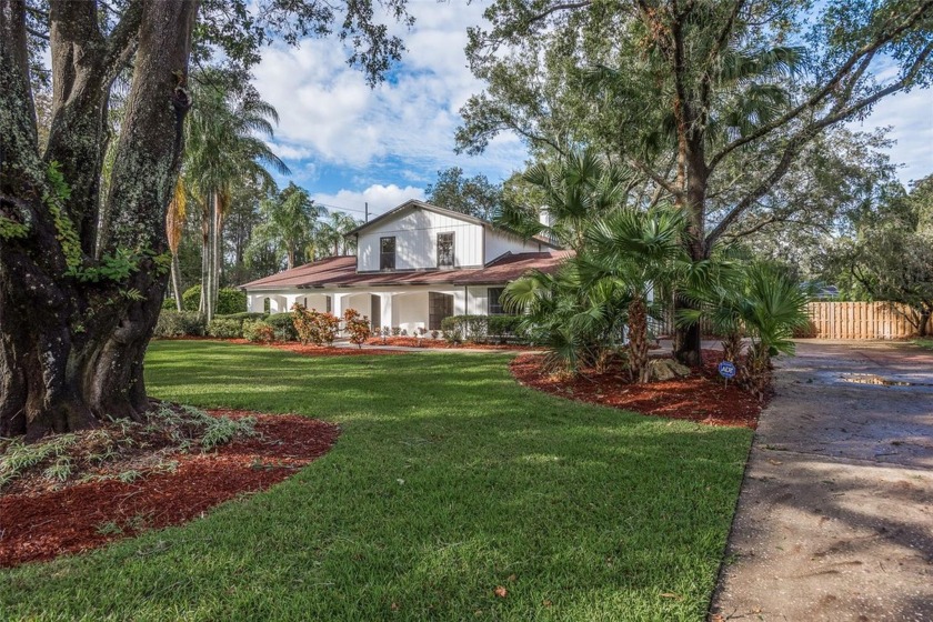 This beautiful newly renovated 4-bedroom/3-bathroom home in - Beach Home for sale in Tampa, Florida on Beachhouse.com
