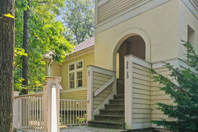 Welcome to your Lake Michigan retreat--an end-unit villa - Beach Condo for sale in New Buffalo, Michigan on Beachhouse.com