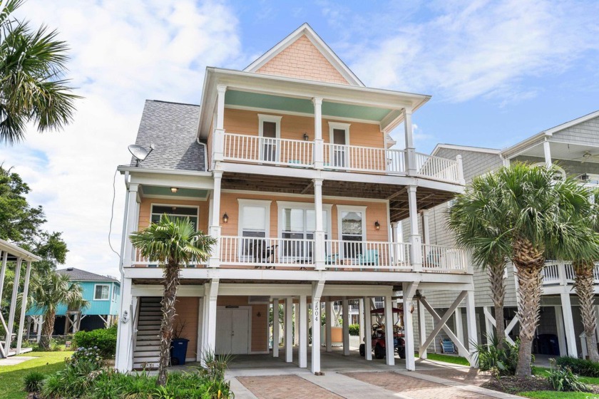 Welcome home to this beautiful, raised beach house with an - Beach Home for sale in North Myrtle Beach, South Carolina on Beachhouse.com