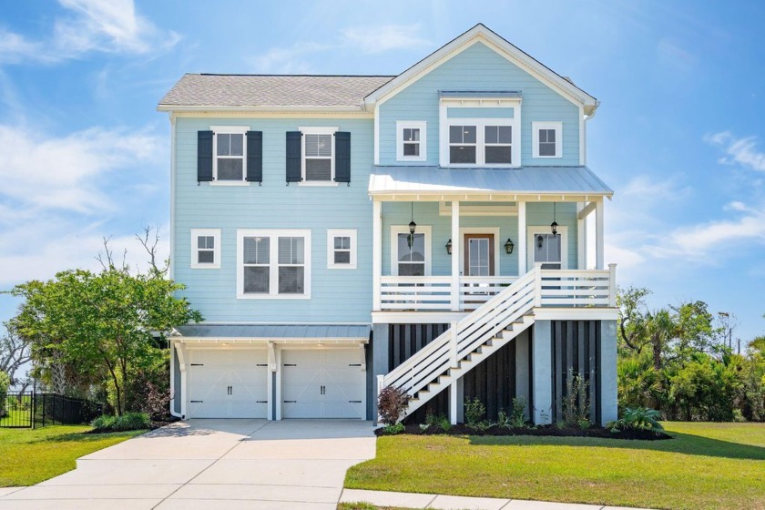 Welcome home to- Stratton by the Sound, coastal living at its - Beach Home for sale in Mount Pleasant, South Carolina on Beachhouse.com