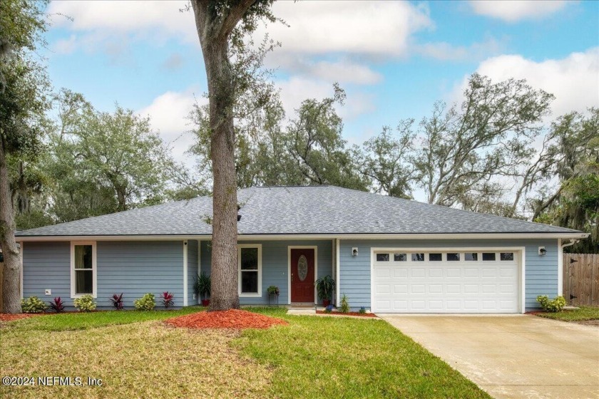 This spacious recently built home has so much to offer & the - Beach Home for sale in Fernandina Beach, Florida on Beachhouse.com