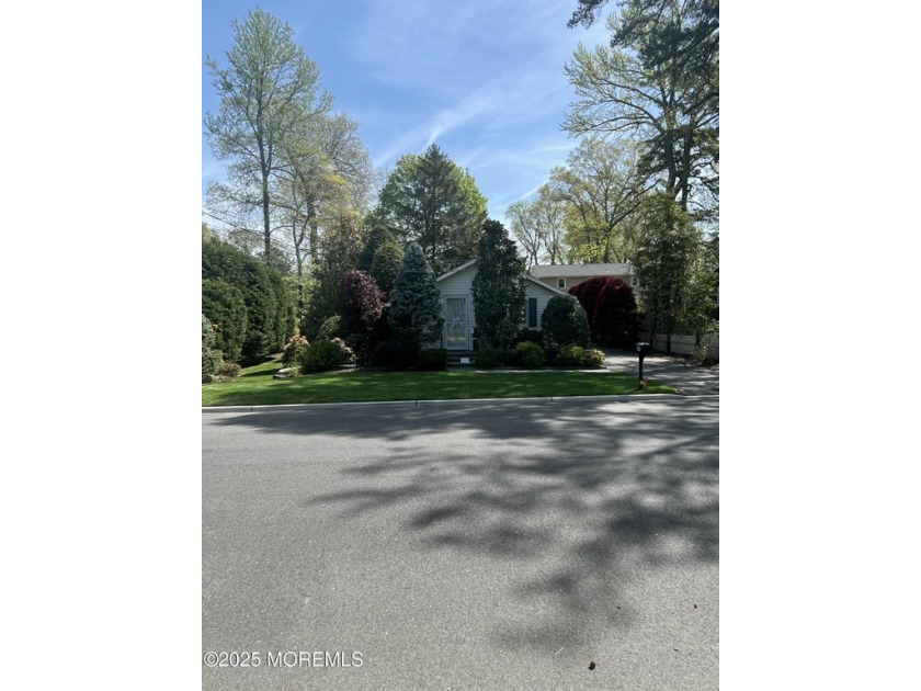 Endless potential in a picture perfect setting! Welcome to your - Beach Home for sale in Oakhurst, New Jersey on Beachhouse.com