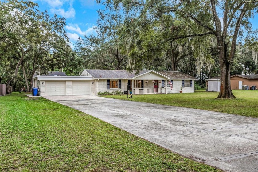 Charming 5-bedroom, 5-bathroom home located on a quiet dead-end - Beach Home for sale in Tampa, Florida on Beachhouse.com