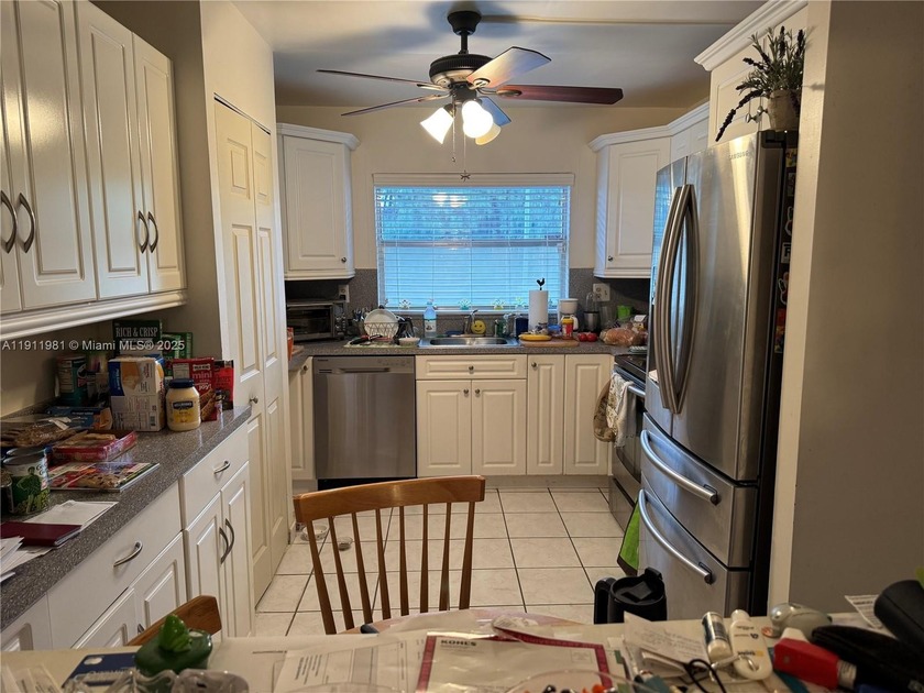 Beautiful and spacious 2BR/2BA condo in the prestigious 55+ - Beach Condo for sale in Sunrise, Florida on Beachhouse.com