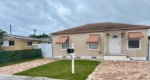 *** Only 4 BLOCKS TO INTRA- COASTAL**Updated 3 Bedroom 2 Baths - Beach Home for sale in West Palm Beach, Florida on Beachhouse.com