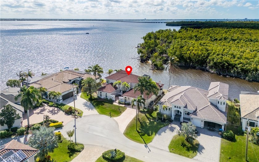 INCREDIBLE RIVER VIEWS! Watch the sunrise and bask in it all day - Beach Home for sale in Cape Coral, Florida on Beachhouse.com
