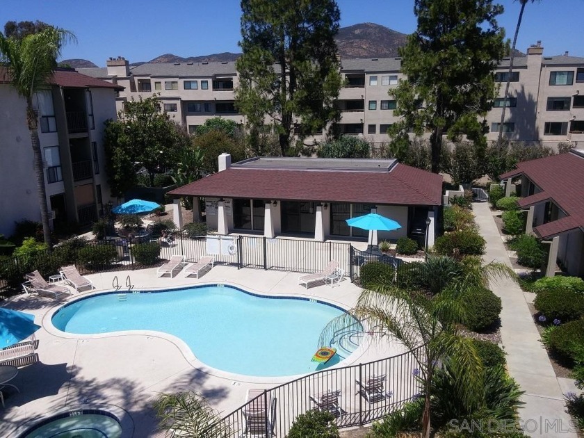 Hyde Park Villas community includes 2 pools, 2 hot tubs, a - Beach Home for sale in San Diego, California on Beachhouse.com