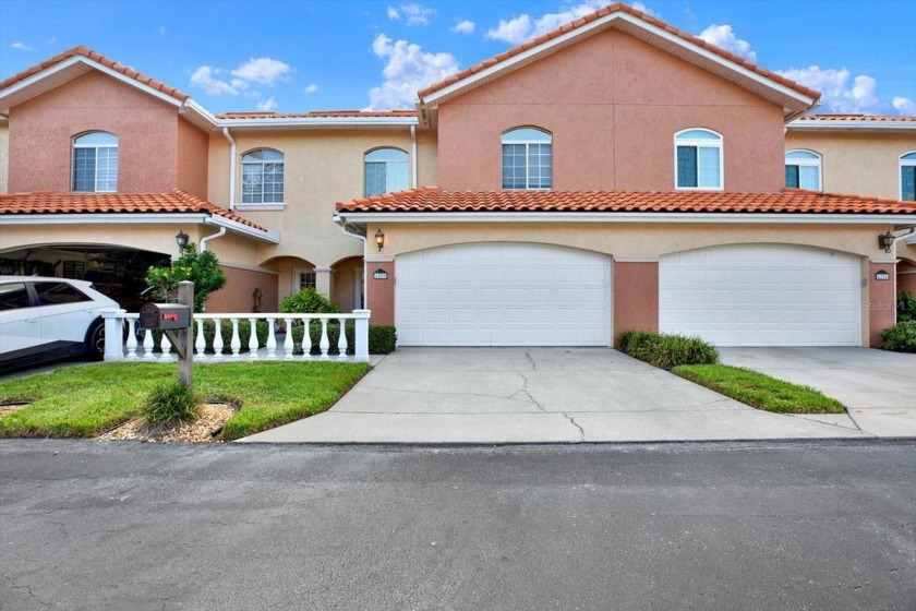 *NO FLOOD OR WATER DAMAGE HERE FROM HELENE OR MILTON. Step into - Beach Townhome/Townhouse for sale in St. Petersburg, Florida on Beachhouse.com