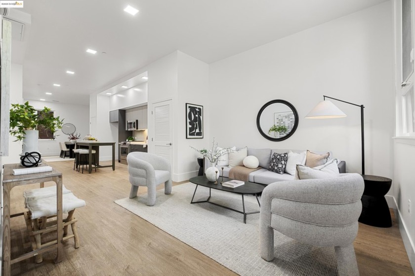 Stunning Brand-New Construction in Dogtown! Welcome to the - Beach Condo for sale in Oakland, California on Beachhouse.com