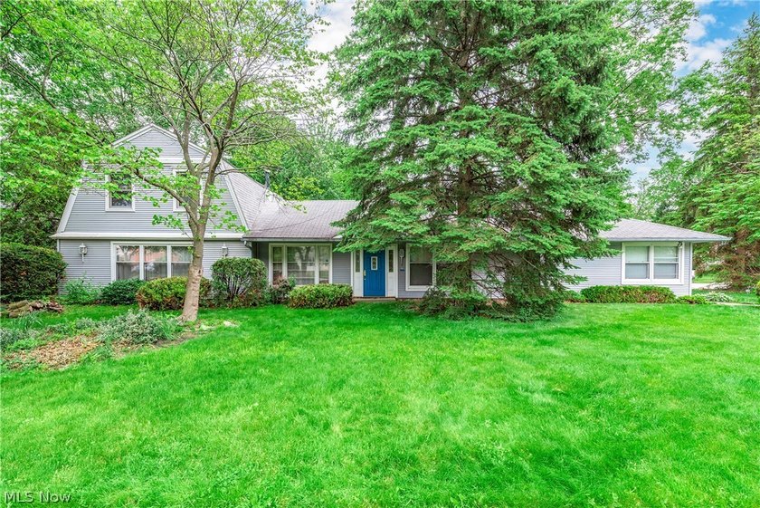 Wonderful Cape Cod home in the heart of Bay Village offers - Beach Home for sale in Bay Village, Ohio on Beachhouse.com