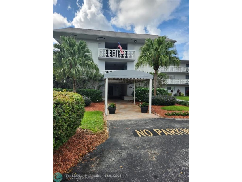 This spacious corner 2/2 has great privacy and views. The - Beach Condo for sale in Hollywood, Florida on Beachhouse.com