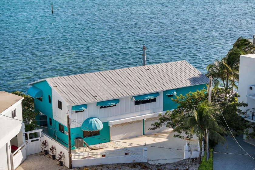 Breathtaking views from most of this home and deep water dockage - Beach Home for sale in Key Largo, Florida on Beachhouse.com