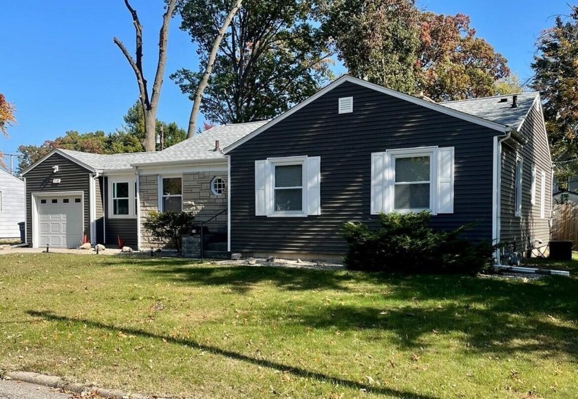 Welcome home to this 3 bed 1.5 bath RANCH located in a quiet - Beach Home for sale in Michigan City, Indiana on Beachhouse.com