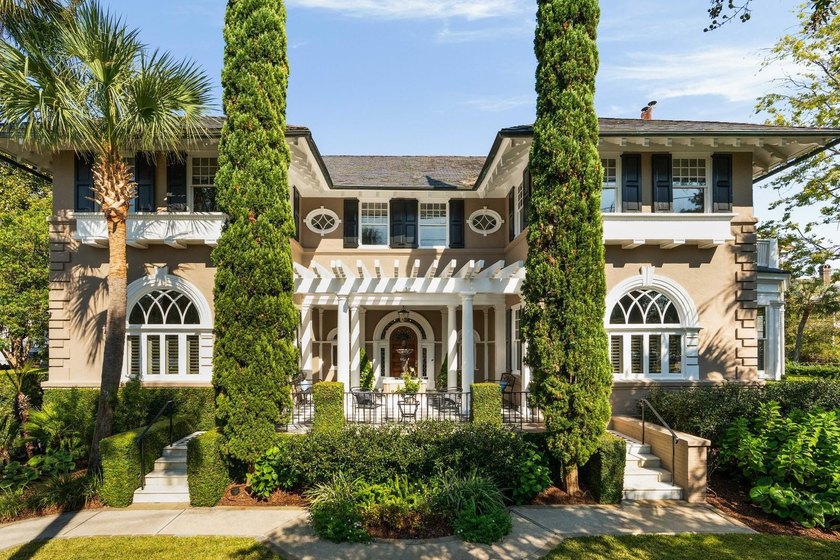 This spectacular home overlooking Colonial Lake was designed by - Beach Home for sale in Charleston, South Carolina on Beachhouse.com