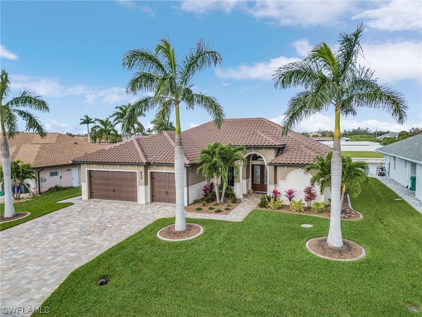 NEW PRICE IN PORT CHARLOTTE!! This home and lots will make all - Beach Home for sale in Port Charlotte, Florida on Beachhouse.com