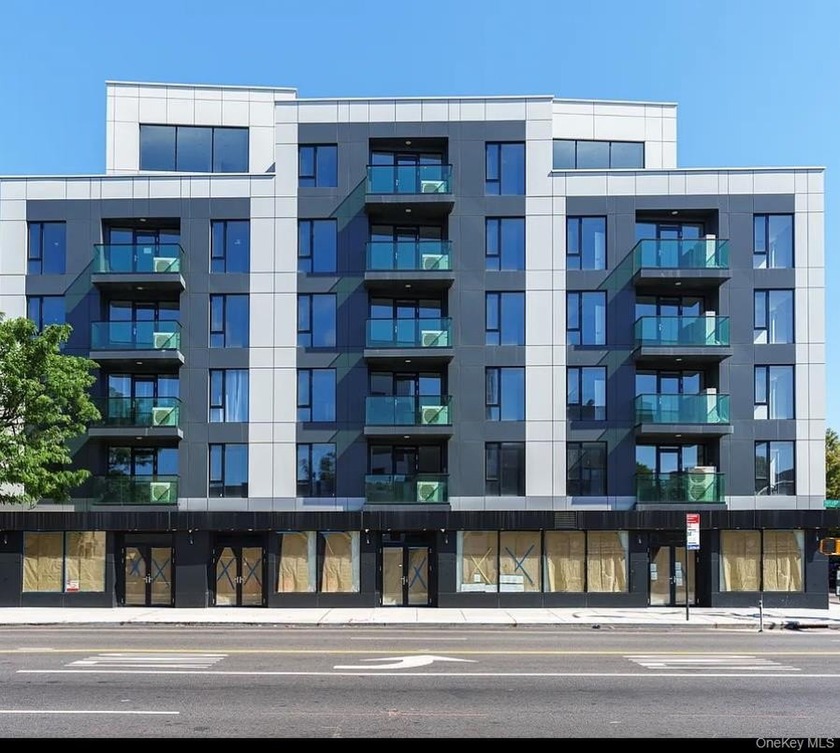 For Sale - Polaris Condominium Unit 4A

Modern 1 bedroom/2 - Beach Condo for sale in East Elmhurst, New York on Beachhouse.com