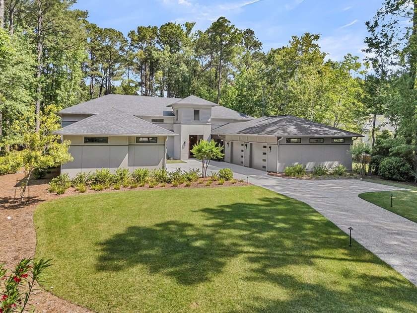 Welcome to this extraordinary custom-built masterpiece by - Beach Home for sale in Mount Pleasant, South Carolina on Beachhouse.com