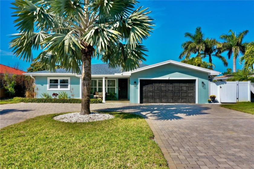 BACK ON MARKET: Buyer unable to obtain funds.  Don't let the - Beach Home for sale in Treasure Island, Florida on Beachhouse.com