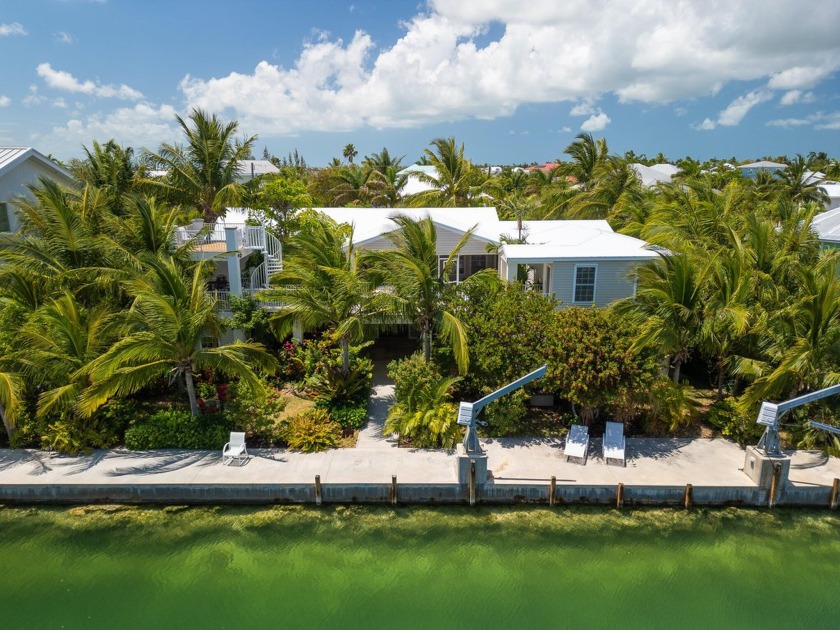 Experience the Ultimate Island Lifestyle at 17054 Coral Drive! - Beach Home for sale in Sugarloaf Key, Florida on Beachhouse.com