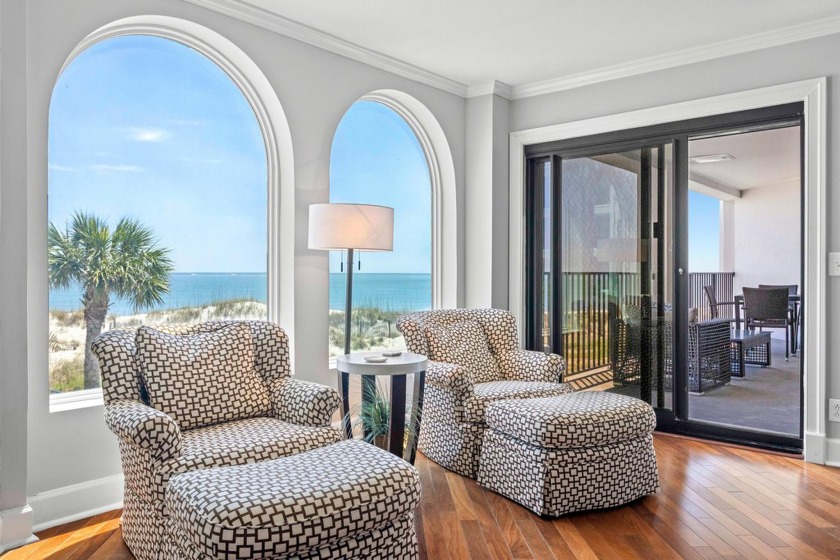 Discover this exquisite beachfront condo in the exclusive - Beach Home for sale in Isle of Palms, South Carolina on Beachhouse.com