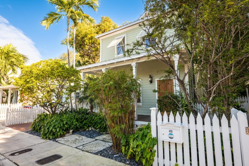 Experience the epitome of luxury in this exquisite 3BD/3BA - Beach Home for sale in Key West, Florida on Beachhouse.com