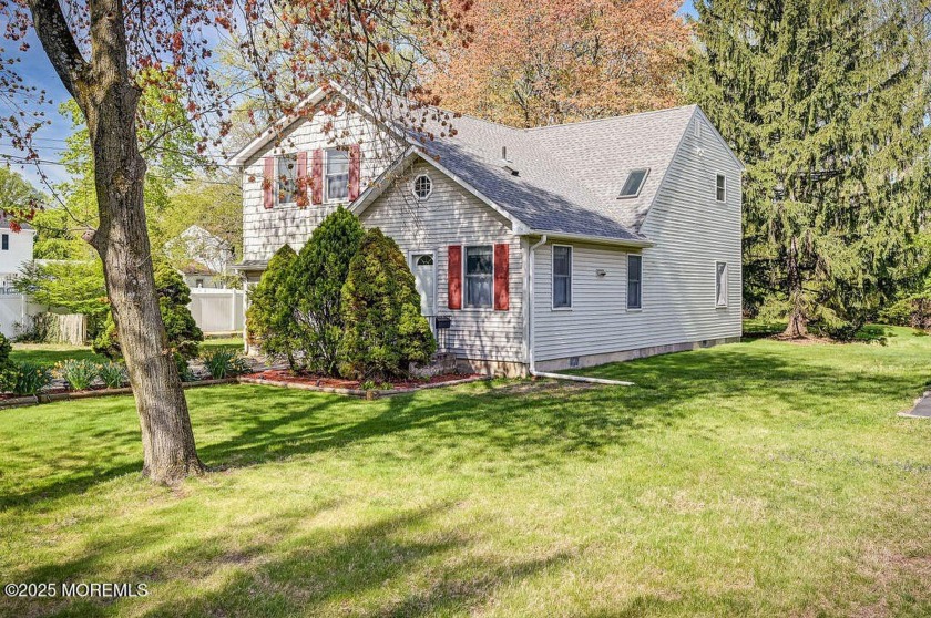 Welcome to this charming 4-bedroom, 1.5-bath home in the heart - Beach Home for sale in Port Monmouth, New Jersey on Beachhouse.com