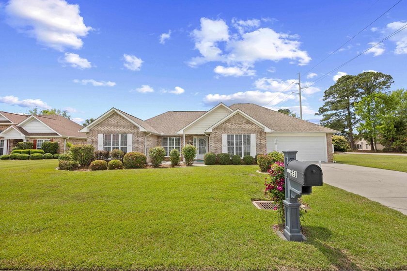 Welcome to 531 Blythewood Walk, a beautifully maintained - Beach Home for sale in Little River, South Carolina on Beachhouse.com