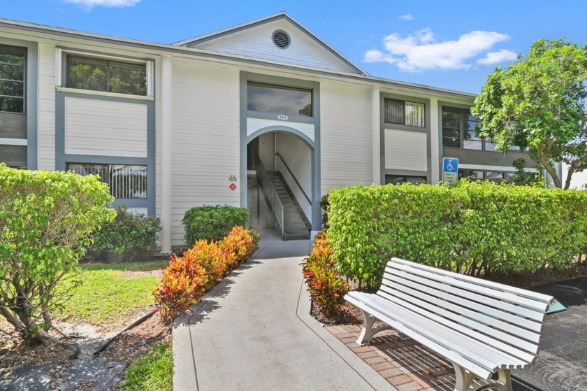 Experience a tranquil waterfront lifestyle at 15445 Lakes of - Beach Condo for sale in Delray Beach, Florida on Beachhouse.com