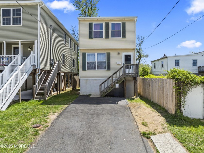 Coming Soon! Showings begin 5/3.
This charming 2-story Colonial - Beach Home for sale in Union Beach, New Jersey on Beachhouse.com