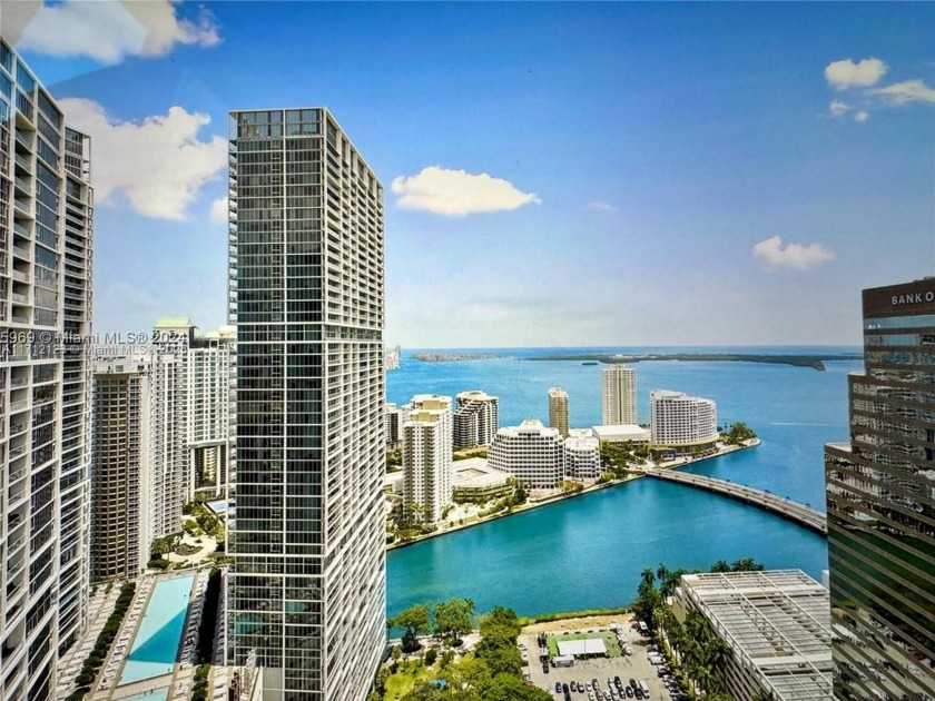 Spectacular bay and city views from this spacious 1 bedroom and - Beach Condo for sale in Miami, Florida on Beachhouse.com