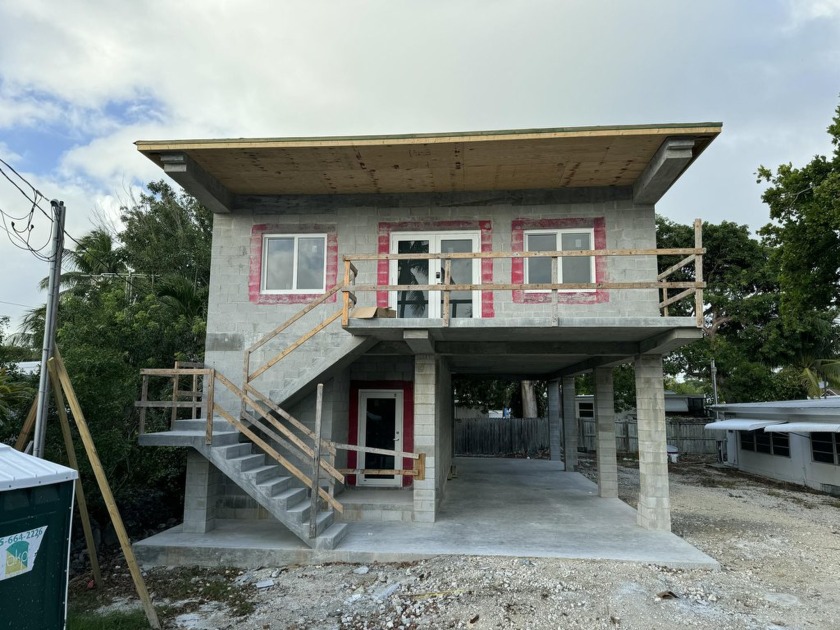 This stunning home, currently under construction, presents a - Beach Home for sale in Key Largo, Florida on Beachhouse.com