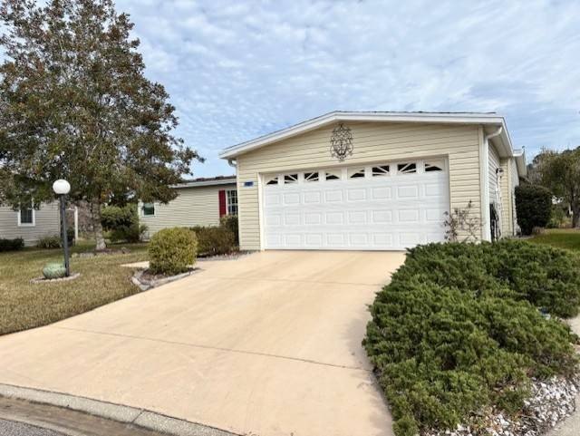 NEW PRICE FOR A QUICK SALE.  Nestled on a desirable cul-de-sac - Beach Home for sale in Elkton, Florida on Beachhouse.com