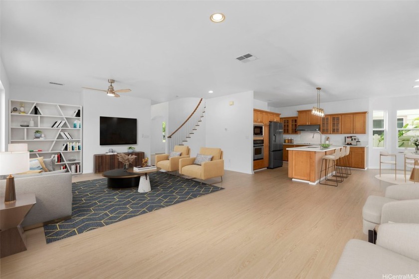 RARE END-UNIT HOME IN OCEAN POINTE...this beautifully renovated - Beach Home for sale in Ewa Beach, Hawaii on Beachhouse.com