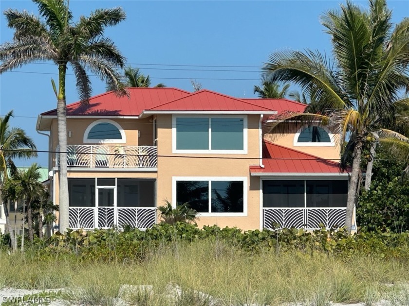 Captiva Gulf-front with boat dock! This *Paradise Found* beach - Beach Home for sale in Captiva, Florida on Beachhouse.com