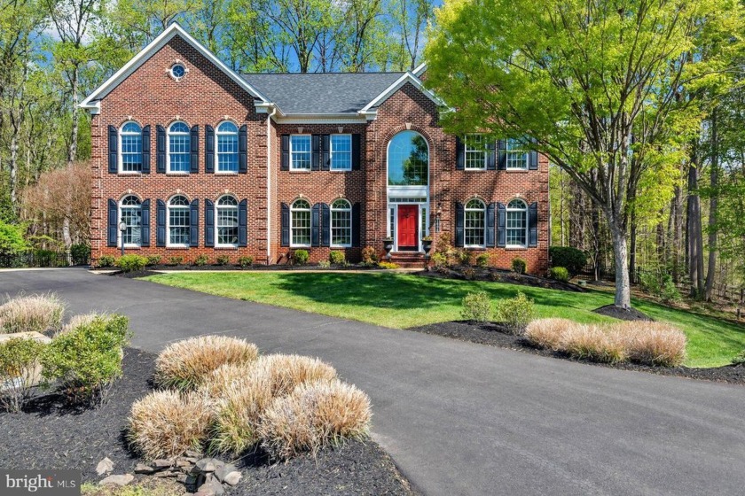 LUXURY MANOR HOME in PARK-LIKE, PRESERVE SETTING just MINUTES - Beach Home for sale in Annapolis, Maryland on Beachhouse.com