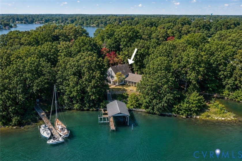 Welcome to an extraordinary waterfront retreat along the coveted - Beach Home for sale in Kinsale, Virginia on Beachhouse.com