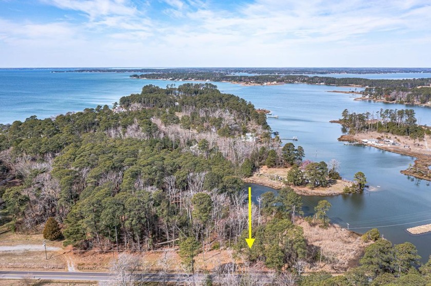Great lot toward the end of Windmill Point Road just before - Beach Lot for sale in White Stone, Virginia on Beachhouse.com