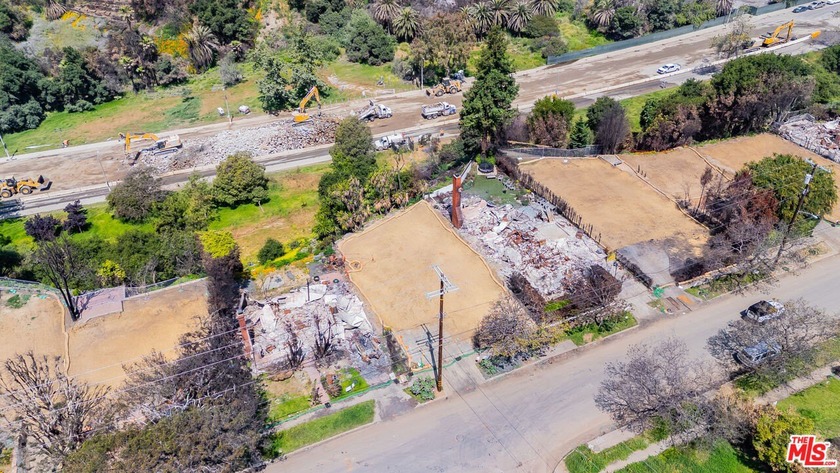 Exceptional Development Opportunity. Set on an expansive 8,120 - Beach Lot for sale in Pacific Palisades, California on Beachhouse.com