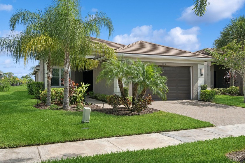 Welcome to your dream home at Valencia Cay! Luxury living at its - Beach Home for sale in Port Saint Lucie, Florida on Beachhouse.com