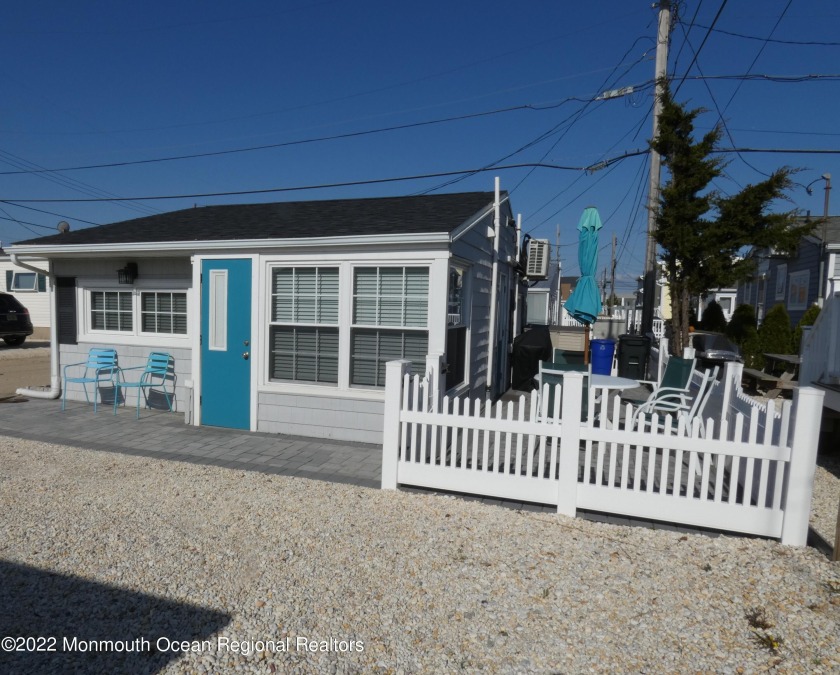 Only 7 houses to the beach and on owned land. Recently renovated - Beach Home for sale in Lavallette, New Jersey on Beachhouse.com