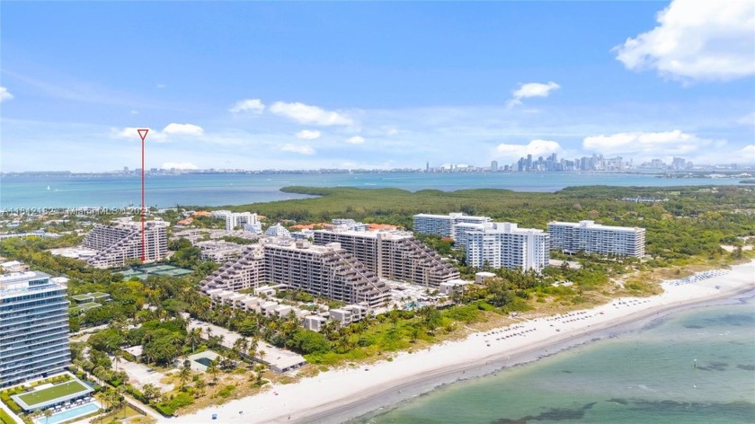 Iconic Emerald Bay at Key Colony III! Resort-style oceanfront - Beach Condo for sale in Key Biscayne, Florida on Beachhouse.com